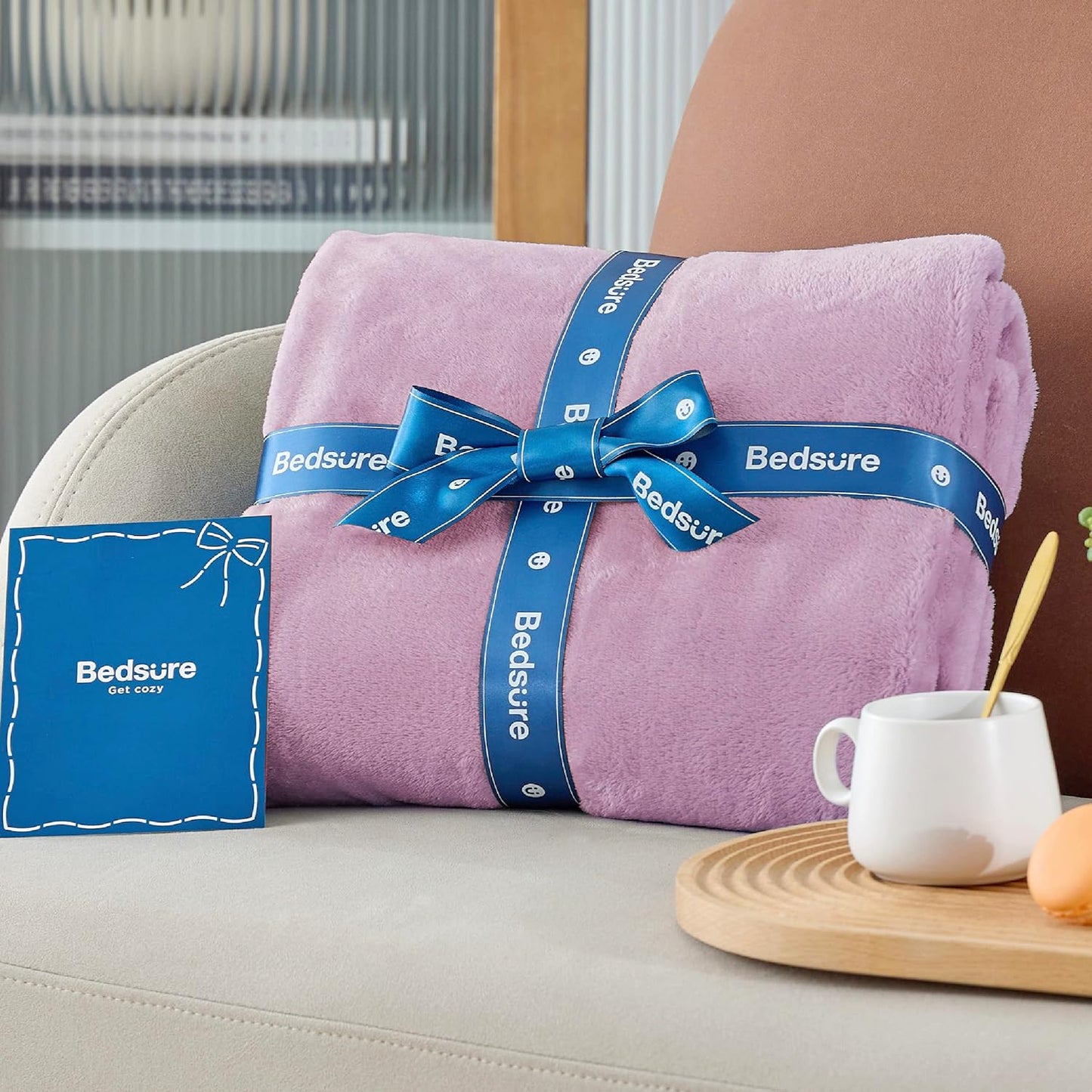 Bedsure Fleece Blanket – Lightweight & Cozy