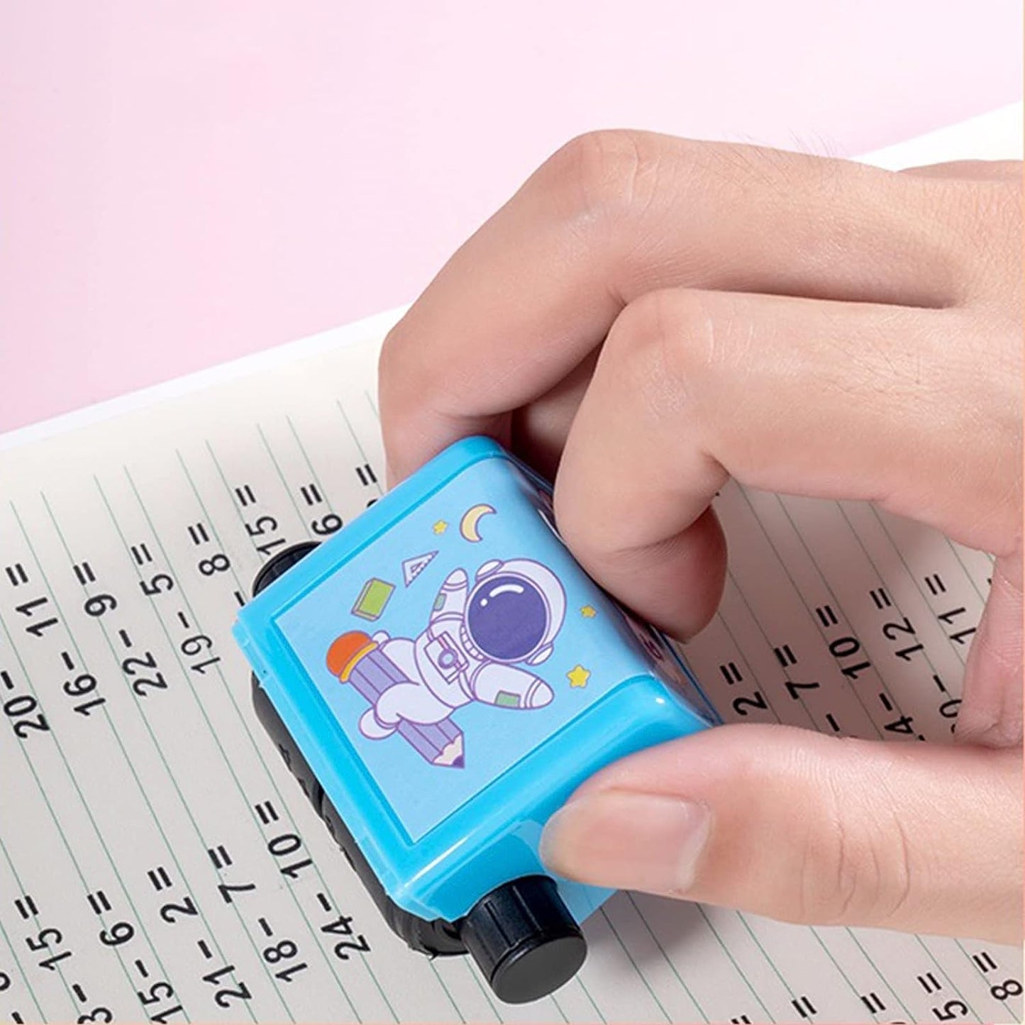 4PCS Smart Math Roller Stamps,Teaching Stamps for Kids,Math Practice Stamps,Addition Subtraction Multiplication Division Math Learning Stamps Within 100,for Preschool Kindergarten Classroom Supplies.